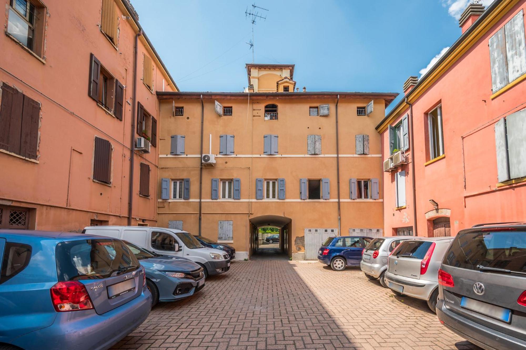 Ferienwohnung Modena Al Mulein - 2 Passi Dal Centro Con Parcheggio Exterior foto